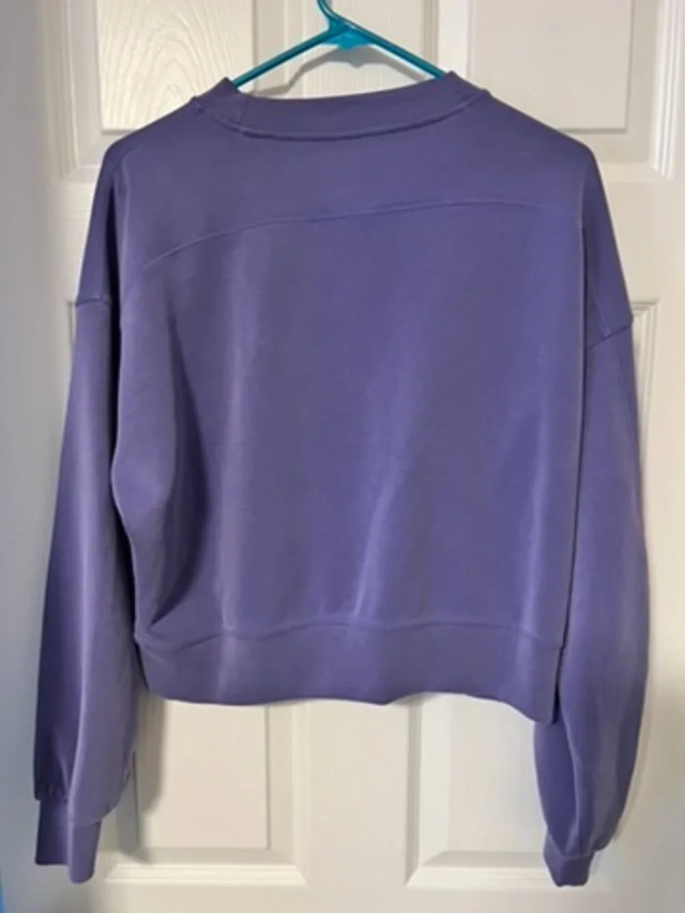 Lululemon Softstreme Perfectly Oversized Cropped Crew Charged indigo Size 6